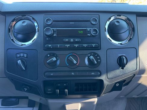 Used 2008 Ford F250 XLT image 25