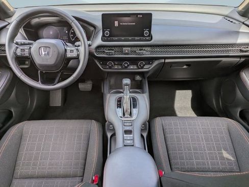 Used 2023 Honda HR-V Sport image 16