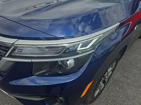 Used 2021 Kia Seltos EX AWD/4WD image 32