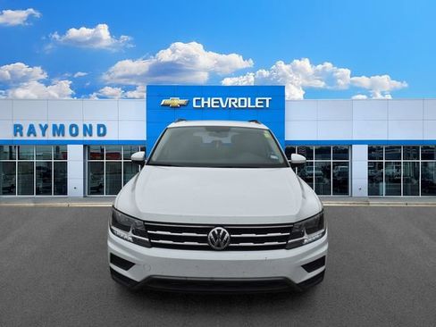 Used 2021 Volkswagen Tiguan SE FWD image 8