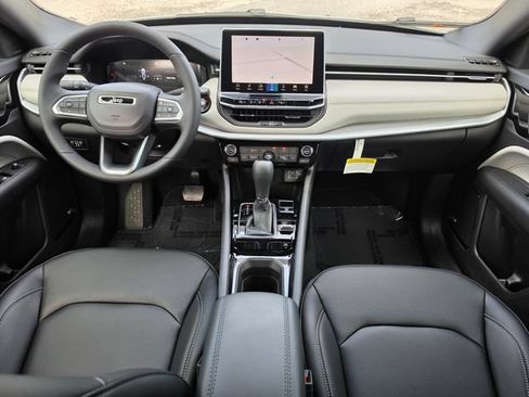 New 2026 Jeep Compass Limited w/ Sun, Sound & Navigation Group AWD/4WD image 9