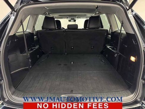 Used 2018 Toyota Highlander XLE image 19