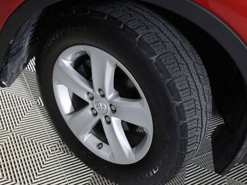 Used 2014 Toyota RAV4 XLE FWD image 37