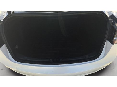 Used 2021 Tesla Model 3 Standard Range Plus image 16