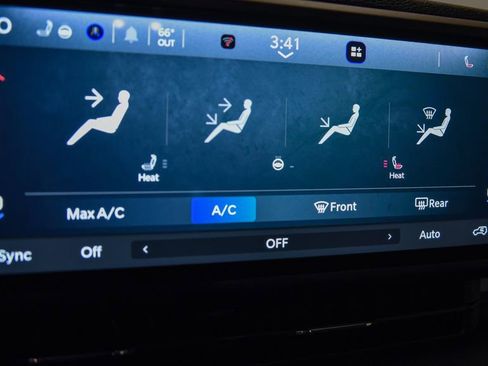 Used 2024 Jeep Wrangler Unlimited AWD/4WD image 25