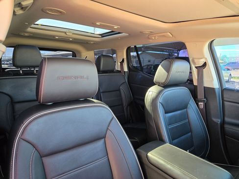 Certified 2021 GMC Acadia Denali w/ Denali Technology Package image 31