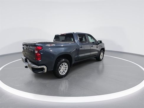 Used 2022 Chevrolet Silverado 1500 LT image 8