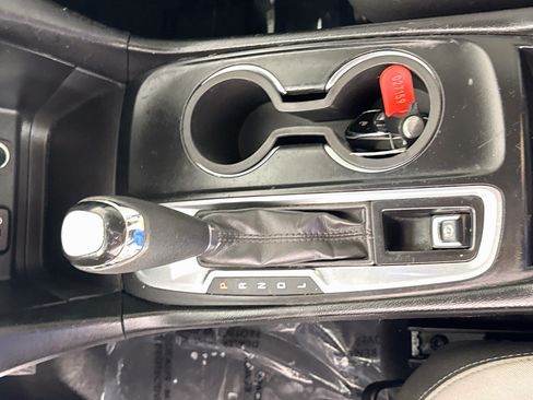 Used 2018 Chevrolet Equinox LS FWD image 20