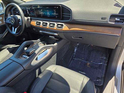 Used 2020 Mercedes-Benz GLS 450 4MATIC image 10