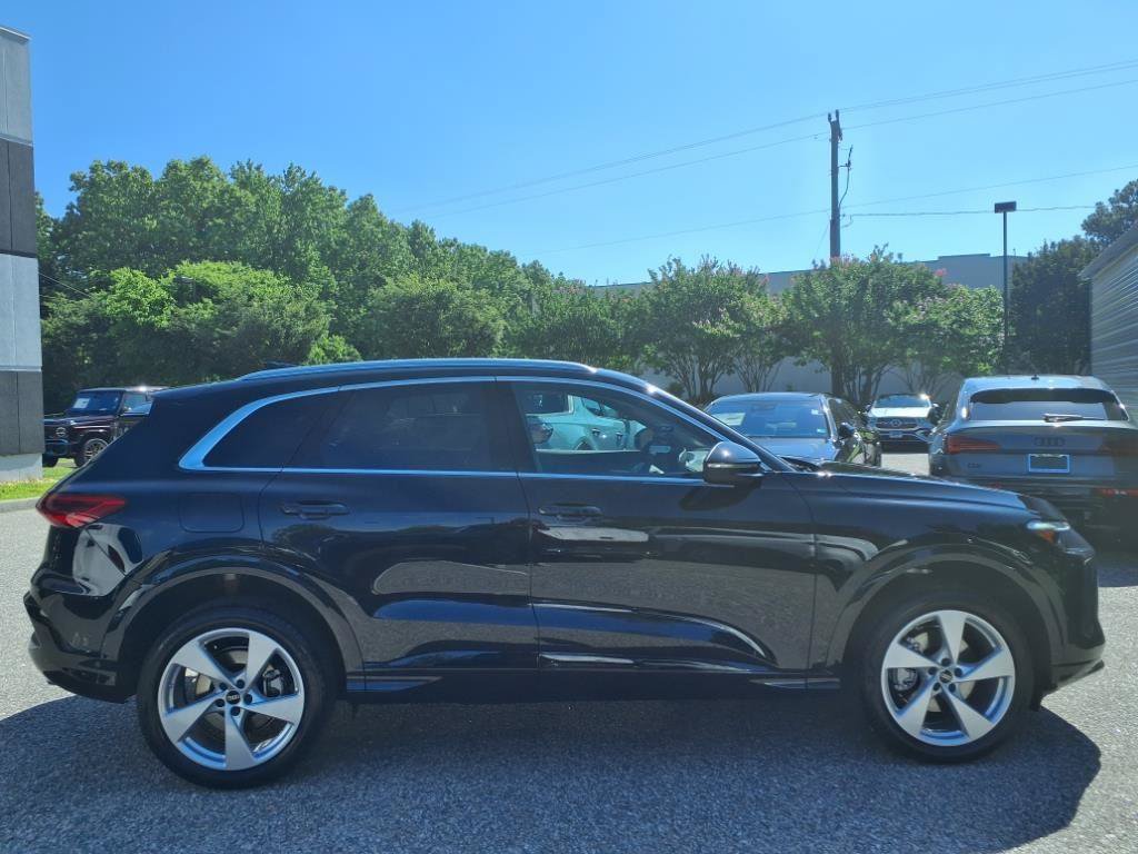 Used 2025 Audi Q5 Premium Plus AWD/4WD image 4