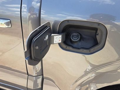New 2026 Ford F150 Lariat w/ Equipment Group 501A Mid