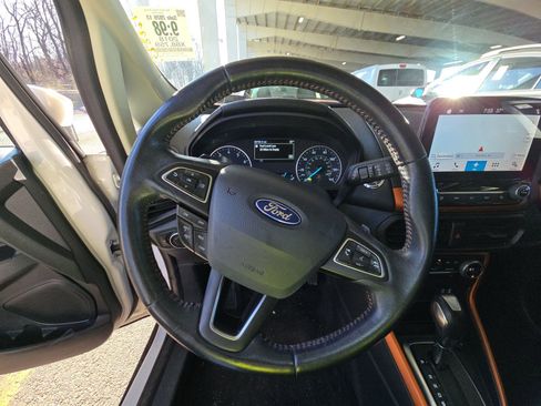 Used 2018 Ford EcoSport SES image 8