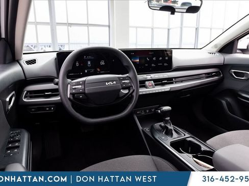 Used 2025 Kia K4 FWD image 16
