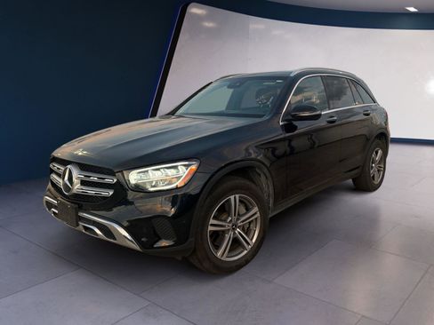 Used 2022 Mercedes-Benz GLC 300 image 1