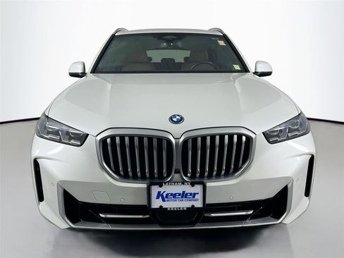 Certified 2024 BMW X5 xDrive50e w/ Premium Package image 9