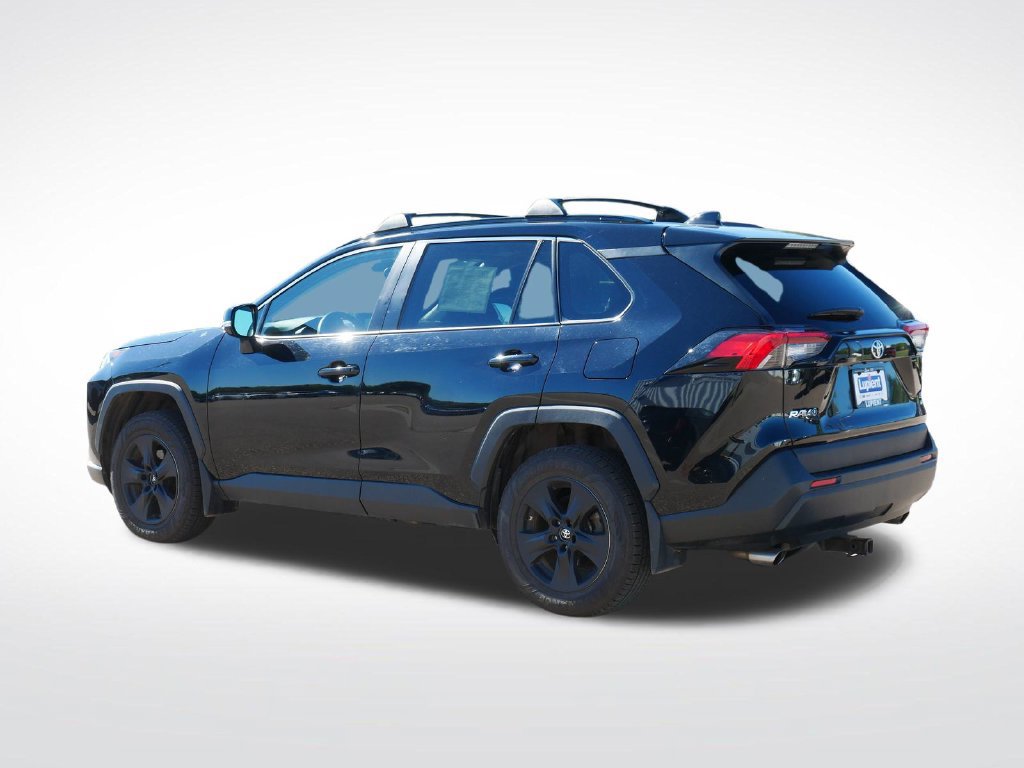 Used 2021 Toyota RAV4 XLE w/ Convenience Package AWD/4WD image 4