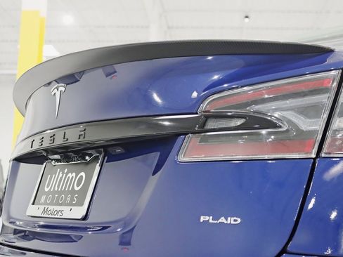 Used 2021 Tesla Model S Plaid image 14