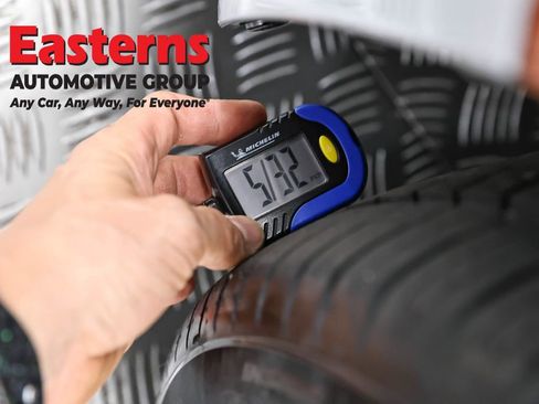 Used 2020 Chrysler 300 S image 28