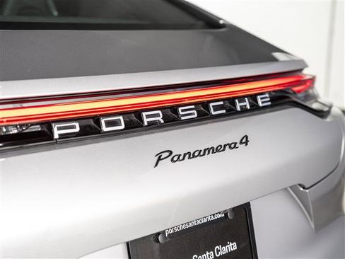 Used 2022 Porsche Panamera 4 Executive image 32