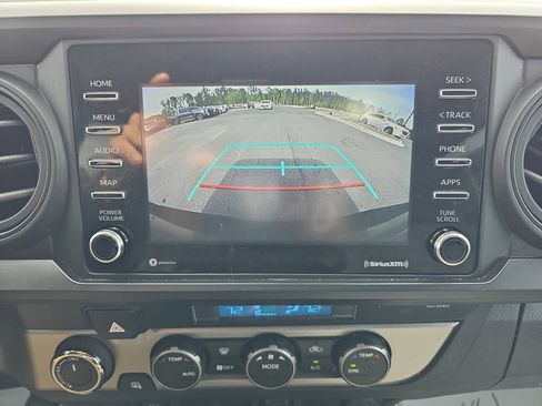 Used 2022 Toyota Tacoma SR image 22