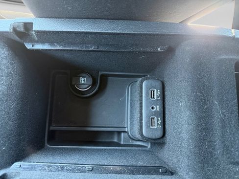 Used 2023 Dodge Charger SXT RWD image 14