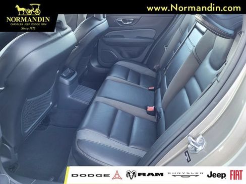 Used 2019 Volvo S60 T8 R-Design AWD/4WD image 18