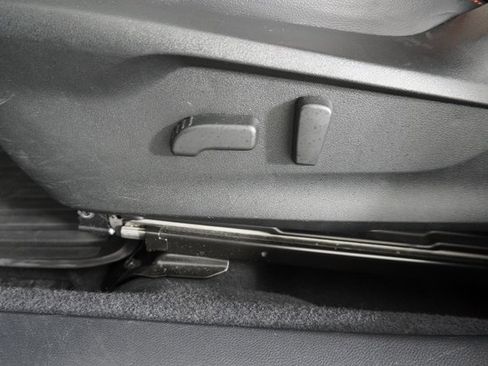 Used 2023 Subaru Crosstrek 2.5i Limited w/ Moonroof Package image 21