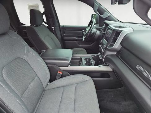 Used 2022 RAM 1500 Big Horn w/ Night Edition AWD/4WD image 15