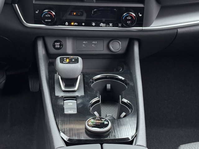 New 2026 Nissan Rogue SV w/ Cold Weather Package AWD/4WD image 12