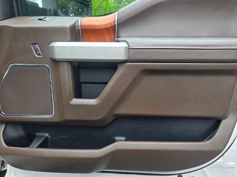 Used 2019 Ford F350 King Ranch w/ King Ranch Ultimate Package AWD/4WD image 20