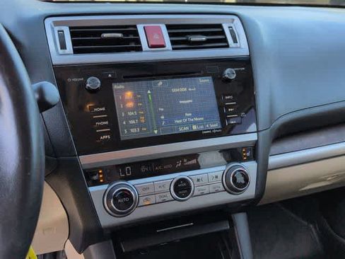 Used 2015 Subaru Outback 2.5i Limited AWD/4WD image 27