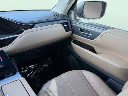 Used 2025 INFINITI QX80 Sensory AWD/4WD image 64