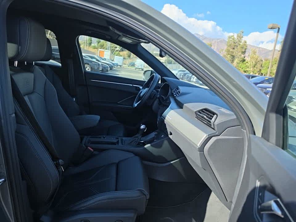 Used 2024 Audi Q3 2.0T Premium Plus AWD/4WD image 25