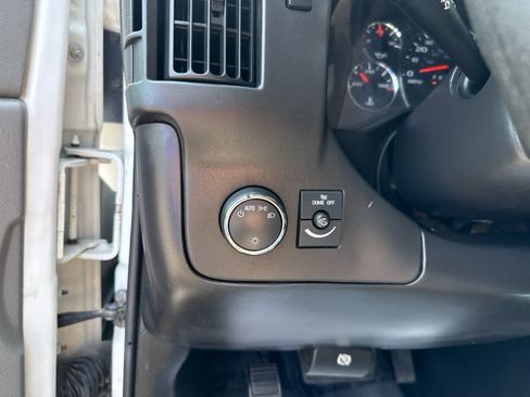 Used 2012 Chevrolet Express 2500 LS RWD image 17