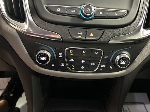 Used 2024 Chevrolet Equinox LT w/ LPO, Floor Liner Package FWD image 18