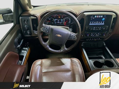 Used 2019 Chevrolet Silverado 3500 High Country AWD/4WD image 26