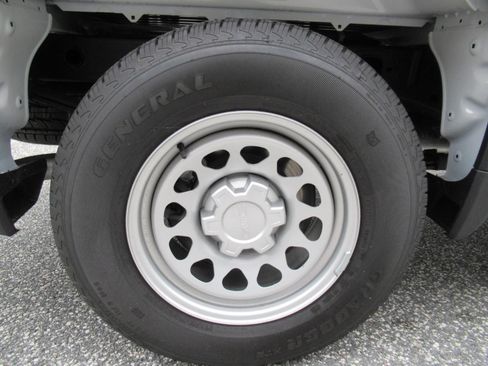 Used 2026 GMC Sierra 1500 Pro w/ Pro Value Package AWD/4WD image 8