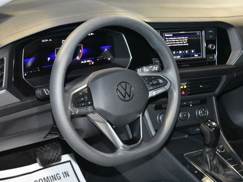 Used 2023 Volkswagen Jetta S image 2