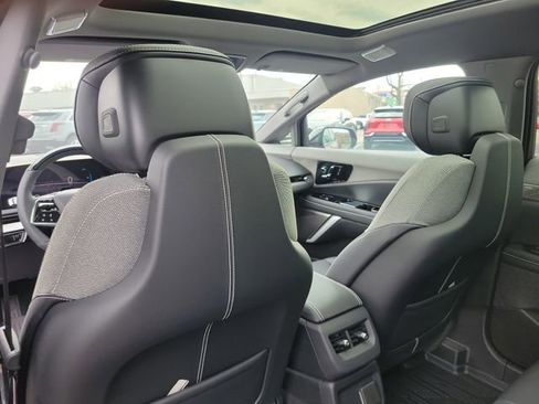 New 2026 Cadillac Optiq Sport 1 w/ LPO, Floor Liner Package AWD/4WD image 25