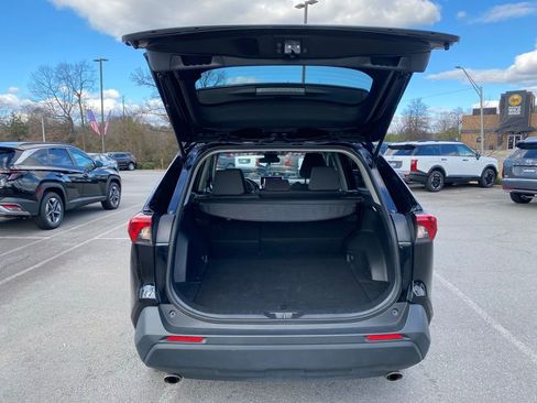 Used 2023 Toyota RAV4 XLE image 9