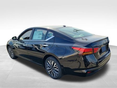 New 2026 Nissan Altima 2.5 SV AWD/4WD image 3