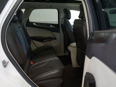 Used 2019 Lincoln MKC Reserve image 30