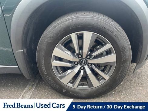 Used 2024 Nissan Pathfinder SL AWD/4WD image 21