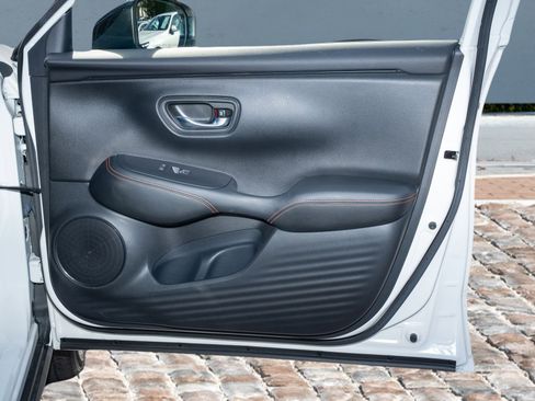 Certified 2024 Honda HR-V Sport image 12