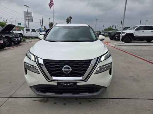 Used 2022 Nissan Rogue SV FWD image 8