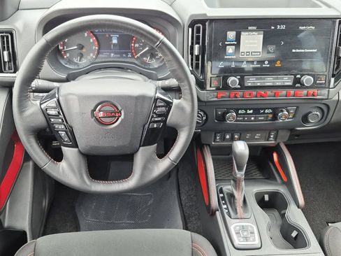 Used 2026 Nissan Frontier PRO-4X w/ Tow Package AWD/4WD image 14