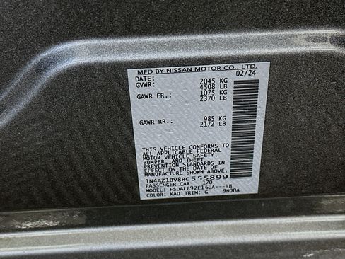 Used 2024 Nissan Leaf S FWD image 12