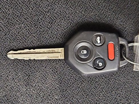 Used 2020 Subaru Crosstrek 2.0i Premium image 34