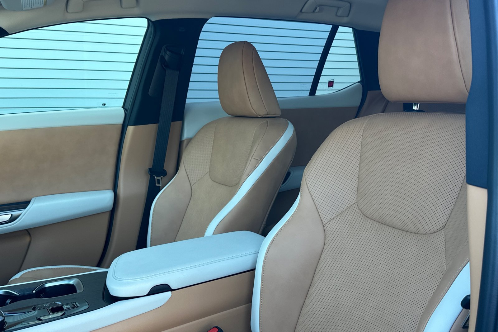 Certified 2026 Lexus RZ 350e 2WD w/ Technology Package image 27