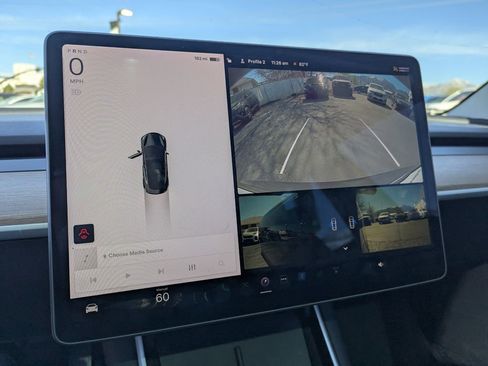 Used 2019 Tesla Model 3 image 14
